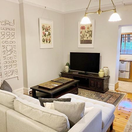 Hollidge House 5 Star Luxury Apartments 애들레이드 외부 사진