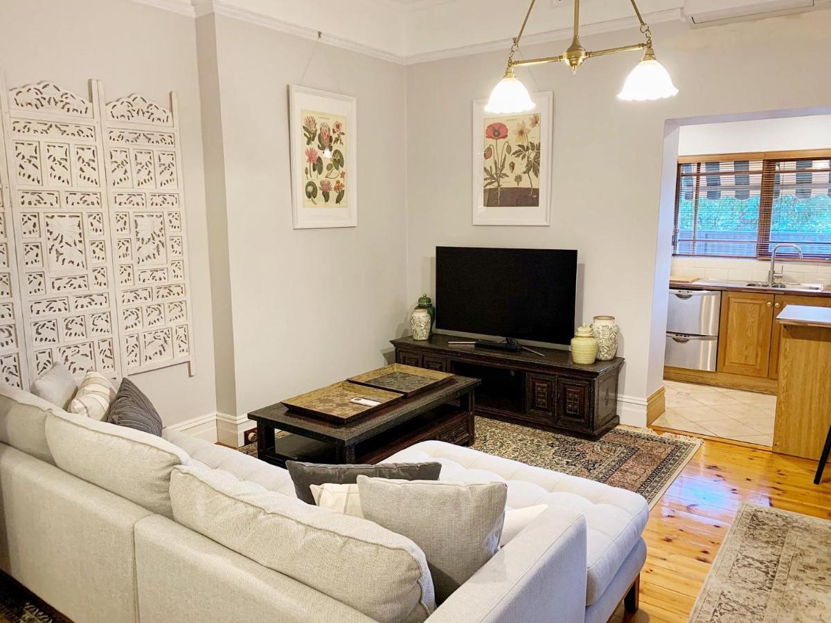 Hollidge House 5 Star Luxury Apartments 애들레이드 외부 사진