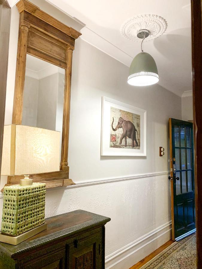 Hollidge House 5 Star Luxury Apartments 애들레이드 외부 사진